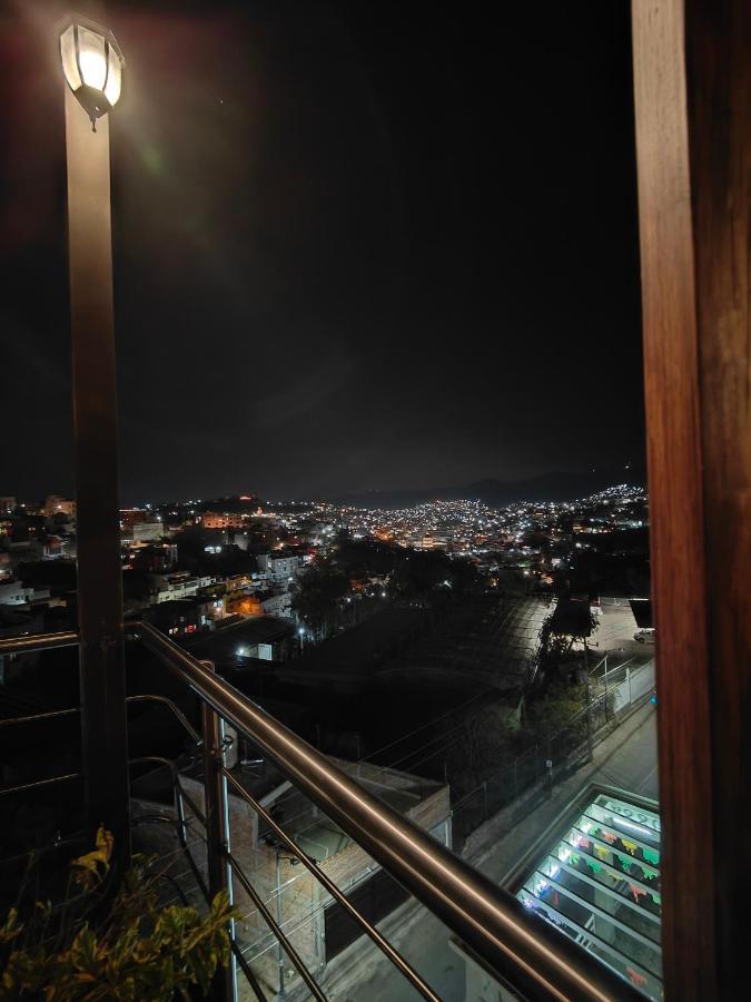 1988 Hotel Guanajuato
